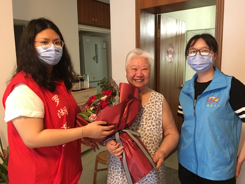 图1.送上母亲节祝愿.JPG