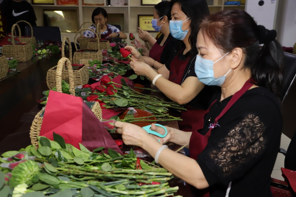 IMG_1940_è°æ´å¤§å°.JPG