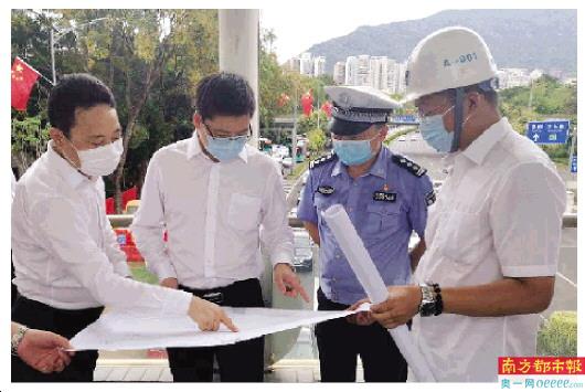 罗湖区区长刘智勇率队到现场调研.